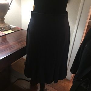 Lovely Escada tulip skirt!  Size 38